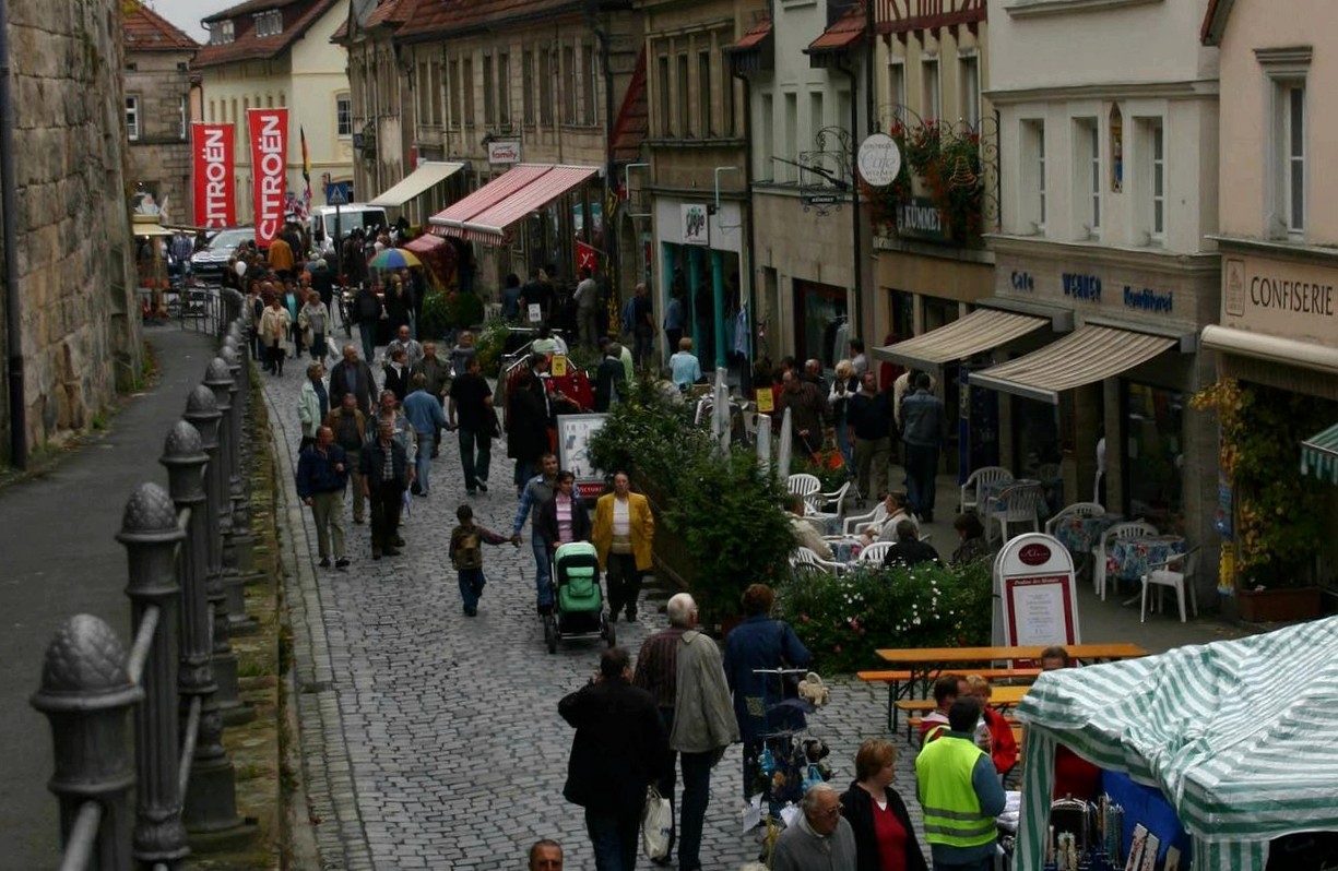 public holiday in kronach: which shops are open for business??